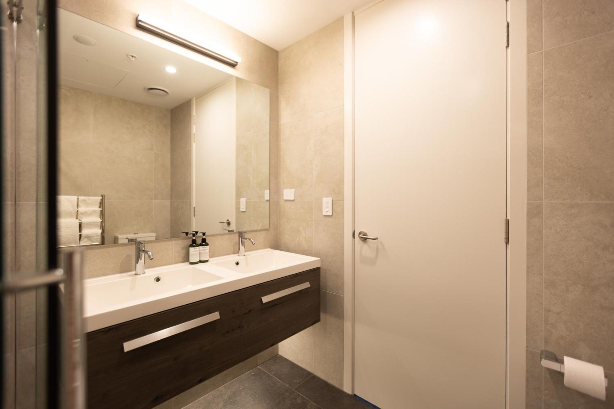 Luxury 2 Bedroom Cbd Apartment With Free Parking Christchurch Ngoại thất bức ảnh